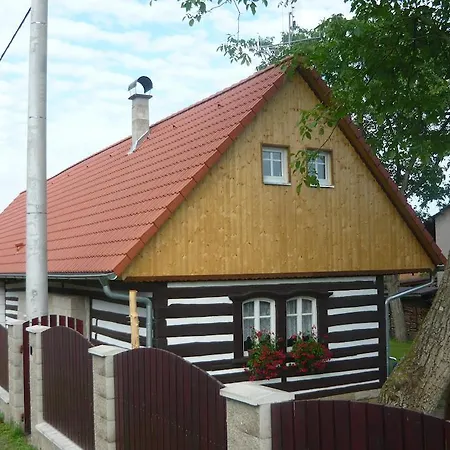 Erika Dobsin